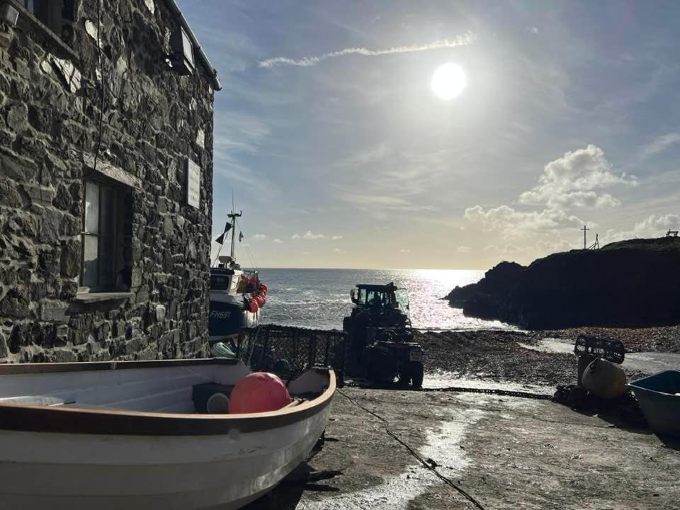 Cadgwith Cove Inn Exterior foto