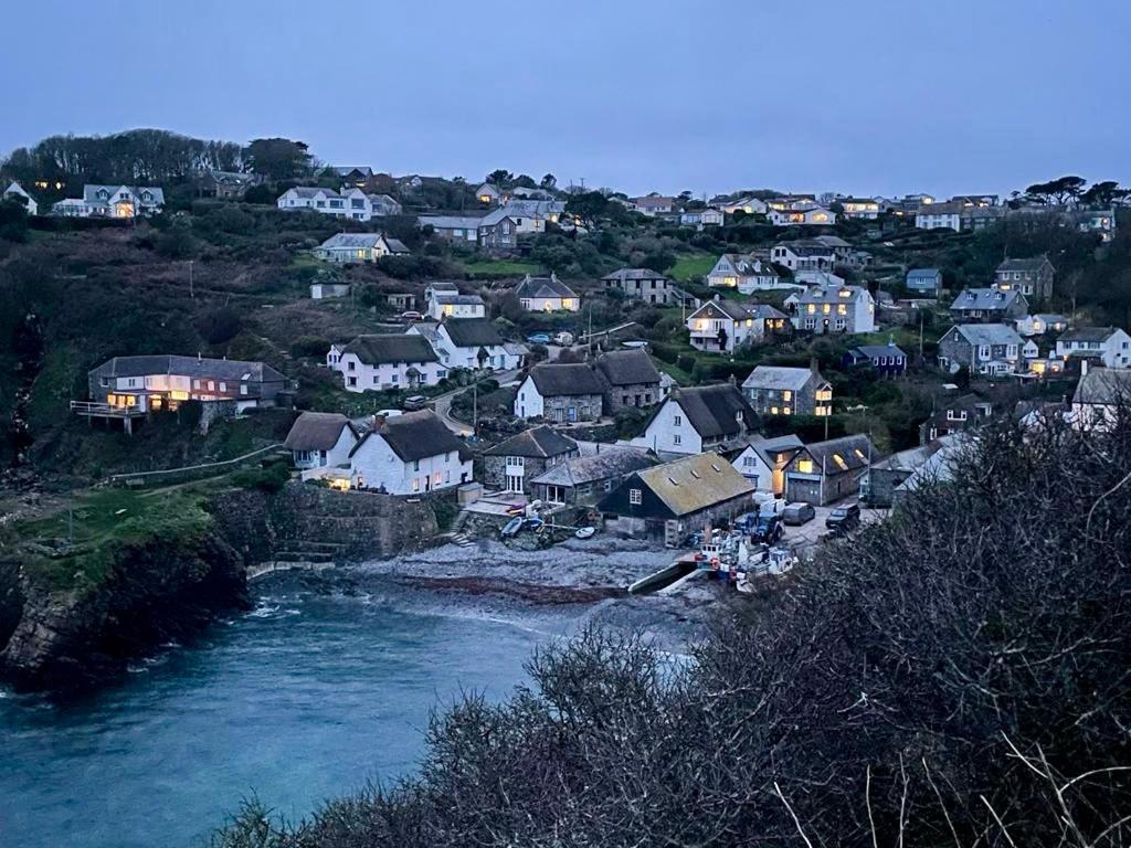 Cadgwith Cove Inn Exterior foto