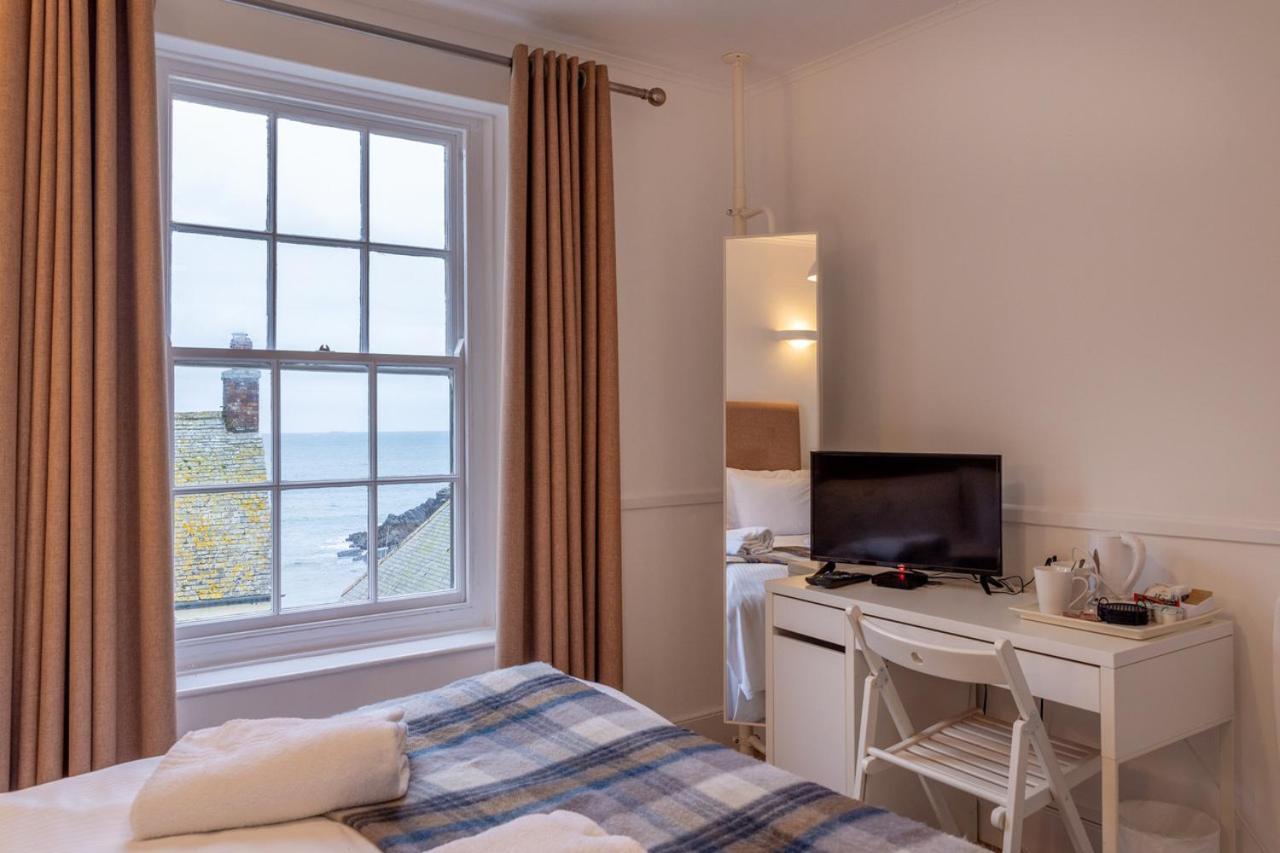 Cadgwith Cove Inn Habitación foto