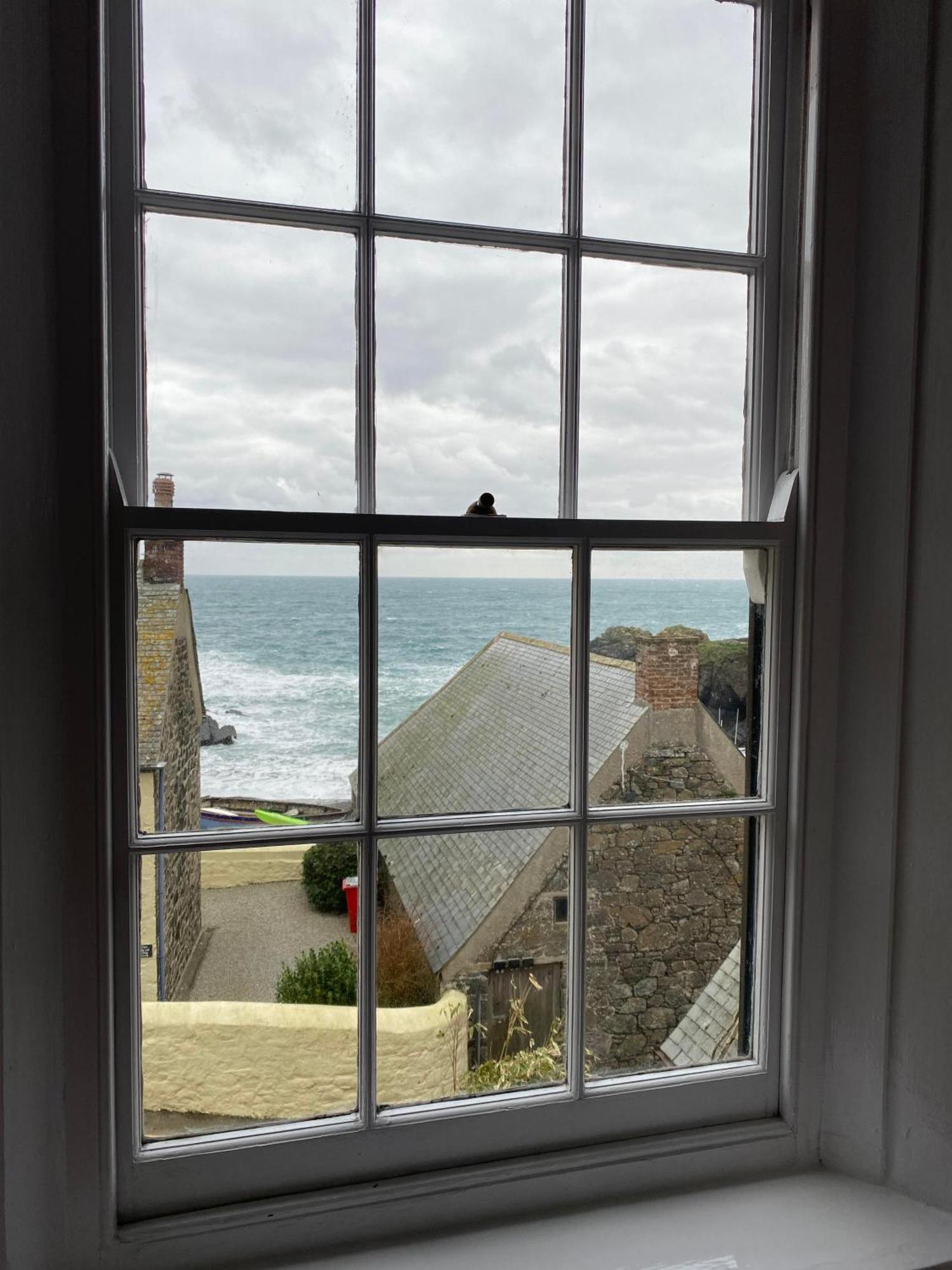 Cadgwith Cove Inn Habitación foto