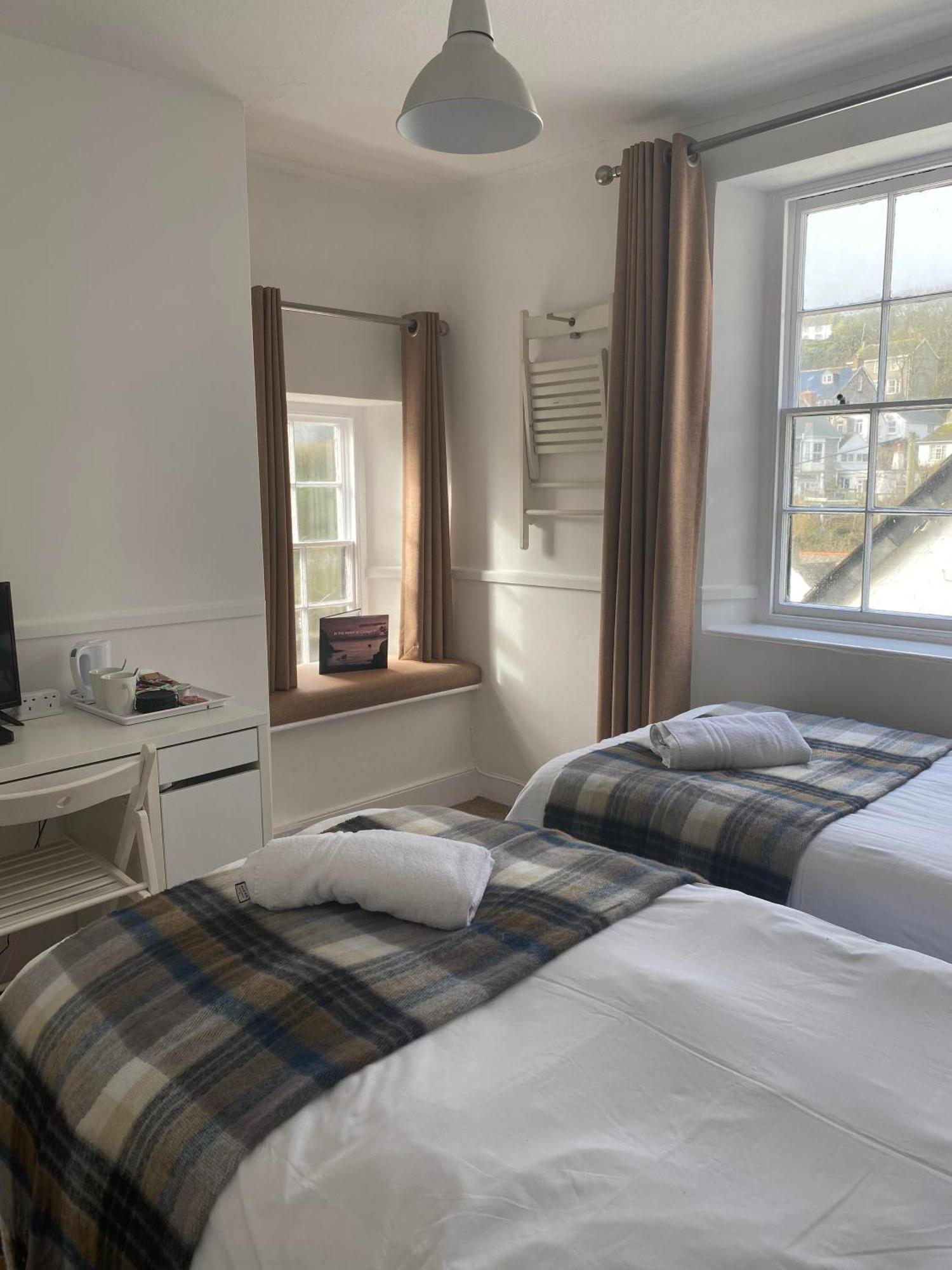 Cadgwith Cove Inn Habitación foto
